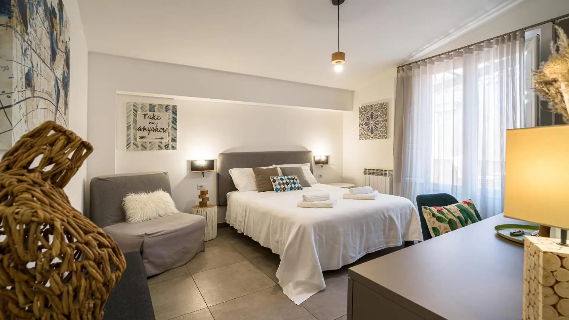 Al Duomo Rooms & Flats Taormina 2*,  Italy