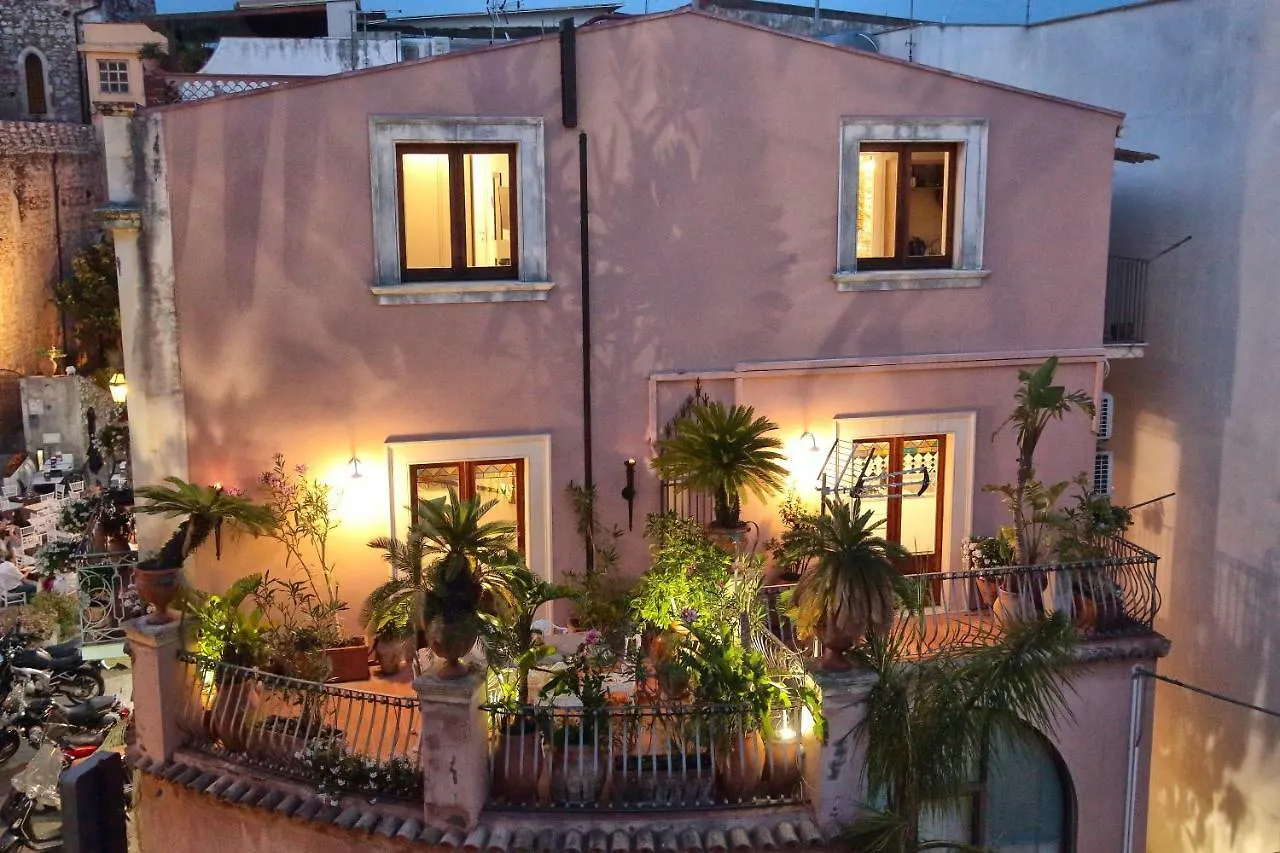 Al Duomo Rooms & Flats Taormina Guest house