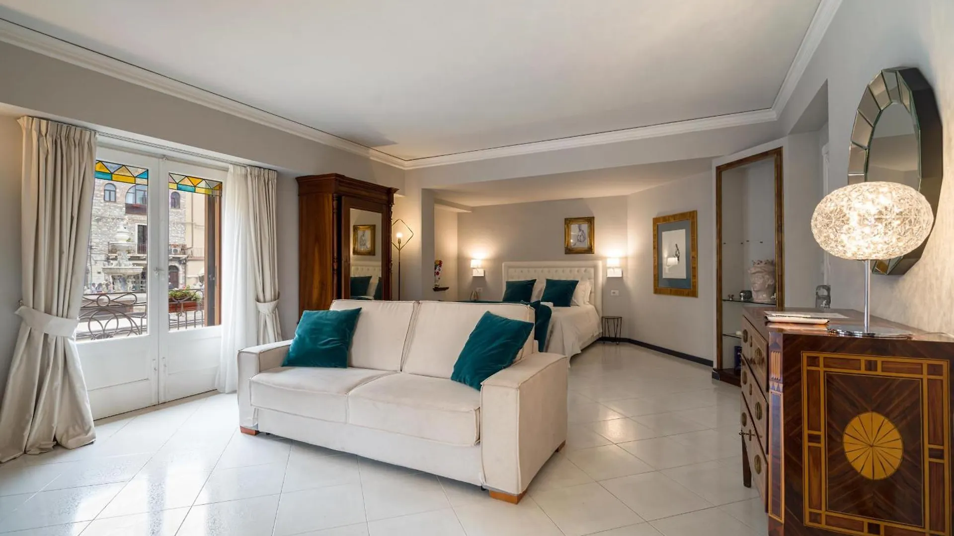 Al Duomo Rooms & Flats Taormina 2*,
